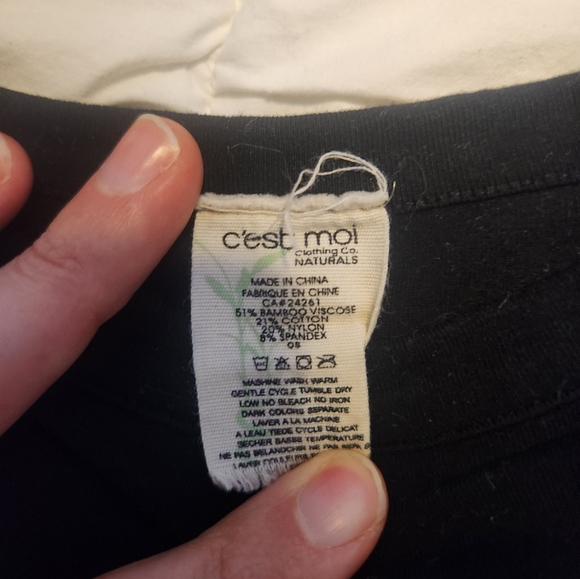 Crop top - Picture 2 of 2